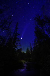 comet  by James Shedden Photography